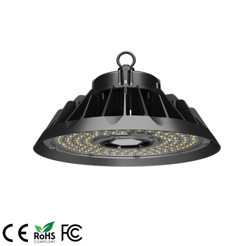 Isolated driver 3030 LED Outdoor Lights with IP65 and 3 Years Warranty 240W 150LM/W UFO Highbay Light